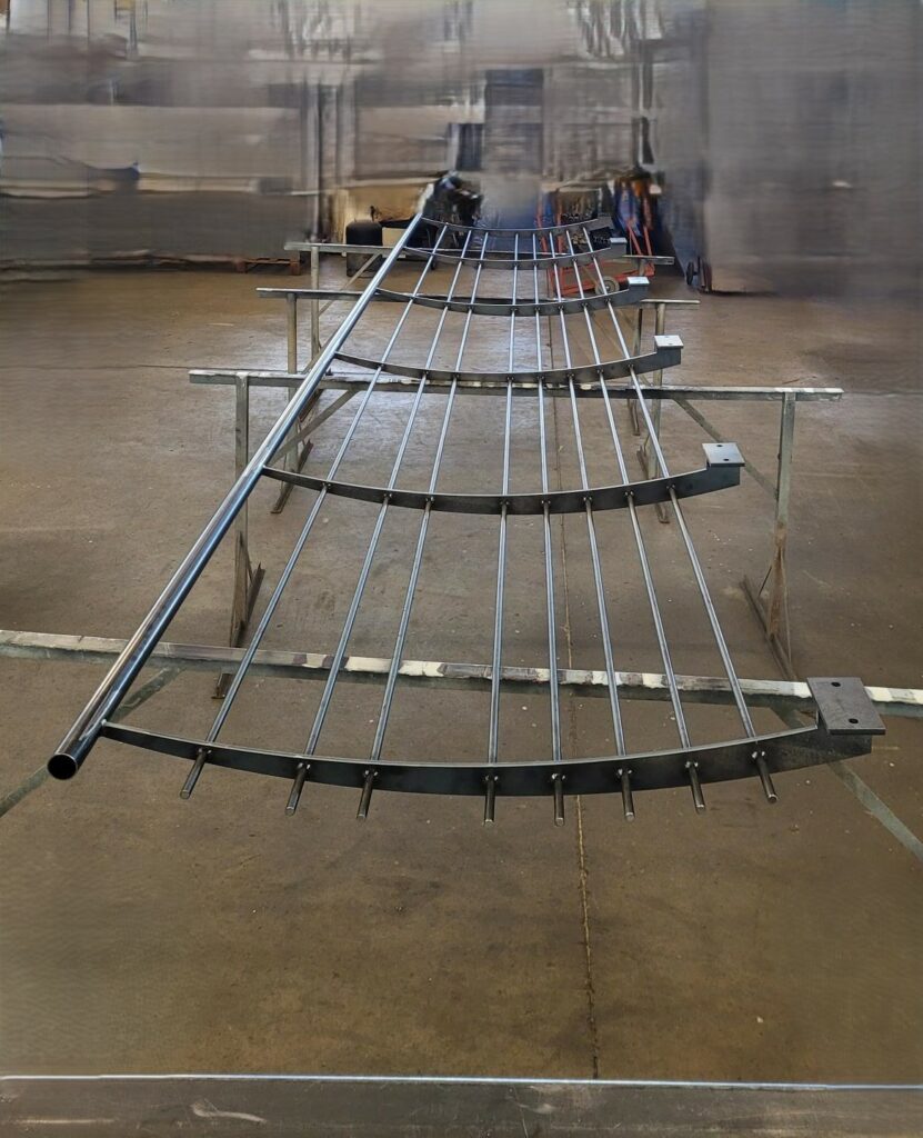 Garde-corps en acier brut avant finition, fabrication Braun A Successeurs